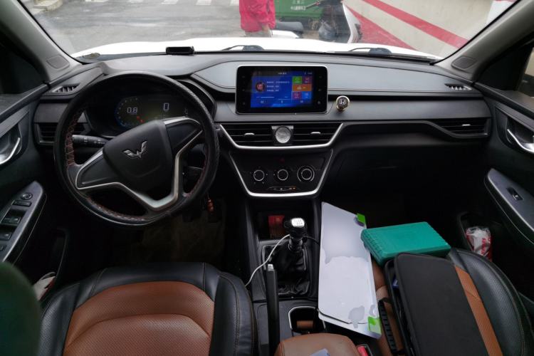 Used Wuling Hongguang S3 2018 1.5L Manual Comfort Model China V Standard
