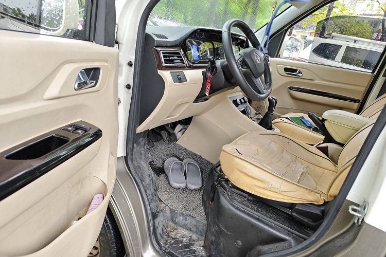 Used Kuayue Kuayue Xing V7 2022 1.6L Gasoline Comfort Version 5-Seater Dual-Door Design – DAM16KR