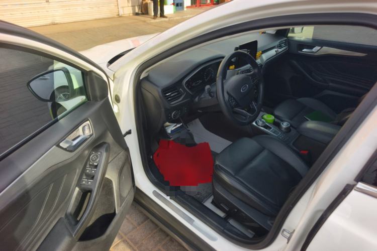 Used Ford Focus 2019 Hatchback EcoBoost 180 Automatic Titanium Edition