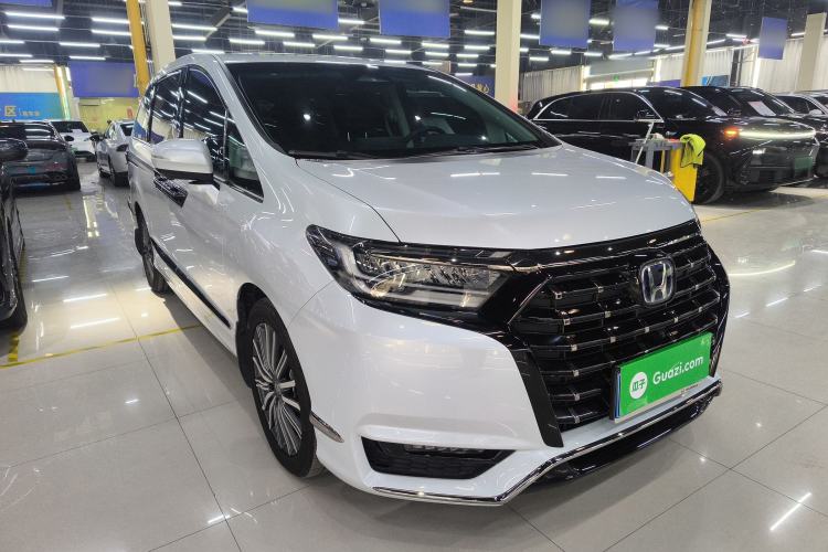 Used Honda Elysion 2024 2.0L eHEV Luxury Edition