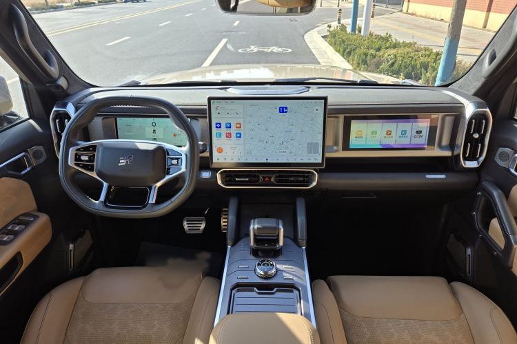 Used JETOUR Traveler 2023 2.0T All-Wheel Drive CrossPRO+