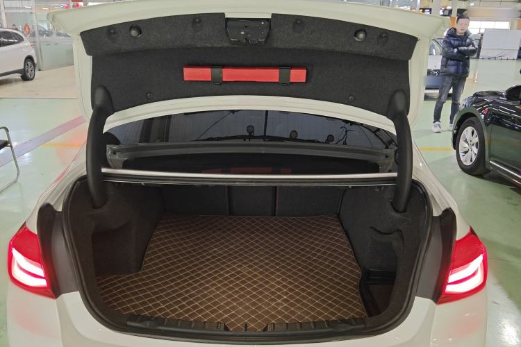 Used BMW 3 Series 2018 320Li Fashion Model
