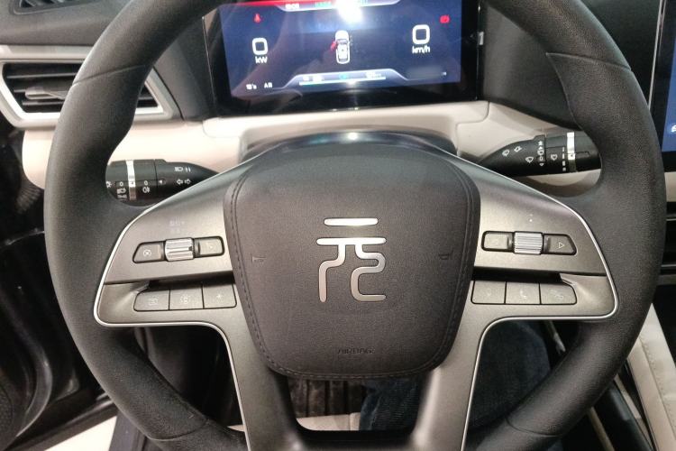 Used BYD Yuan UP 2024 401 km Active Version
