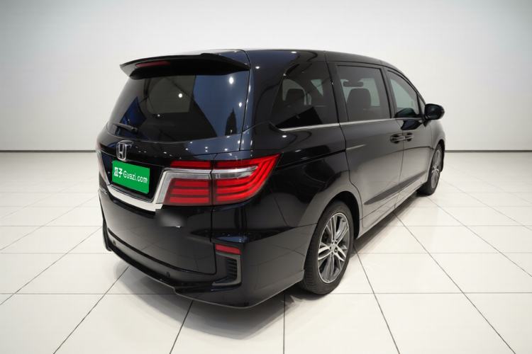 Used Honda Elysion 2019 2.0L Hybrid Luxury Edition Rear Right 45 Deg
