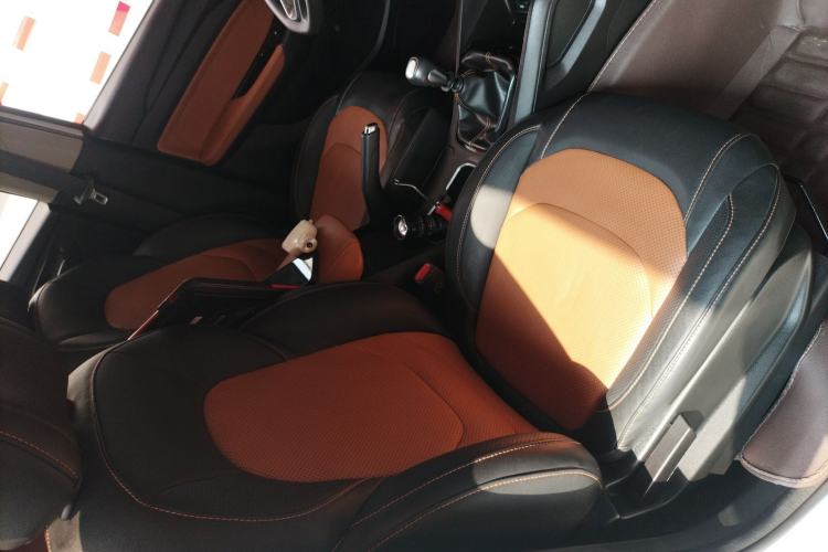 Used Wuling Hongguang S3 2019 Automatic Clutch Version 1.5L Manual Luxury Model China V Standard