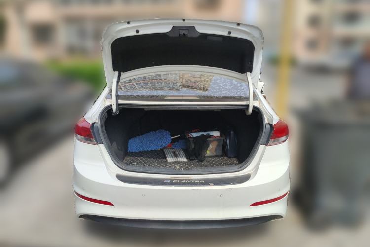 Used Hyundai Elantra (6th Generation / Lingdong) 2018 1.6L Automatic 15th Anniversary Special Edition Trunk