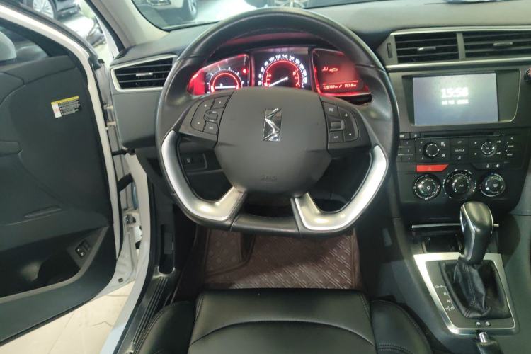 Used DS 5LS 2016 1.6T Style Edition THP160