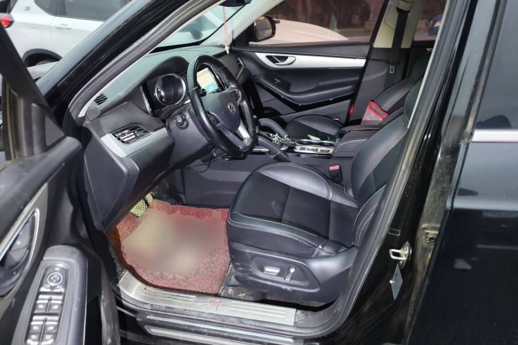 Used Zotye SR7 2016 1.5T CVT Cube Heart Edition China V Standard