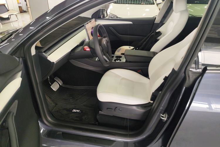 Used Tesla Model Y 2022 Performance High-Performance All-Wheel-Drive Version Driver Seat