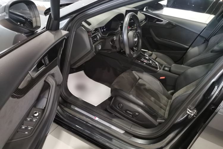 Used Audi A4L 2022 45 TFSI quattro Prestige Dynamic Edition
