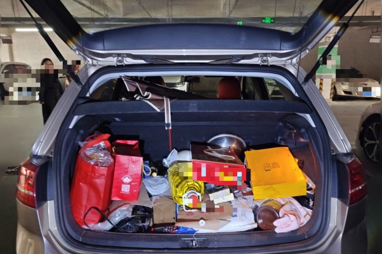 Used Volkswagen Golf 2016 230TSI Automatic Comfort Version Trunk