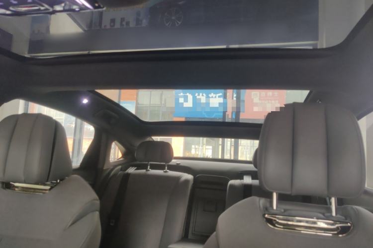 Used VOYAH PASSION 2024 PHEV Four-Wheel Drive Ultra-Long Range Flagship Model
