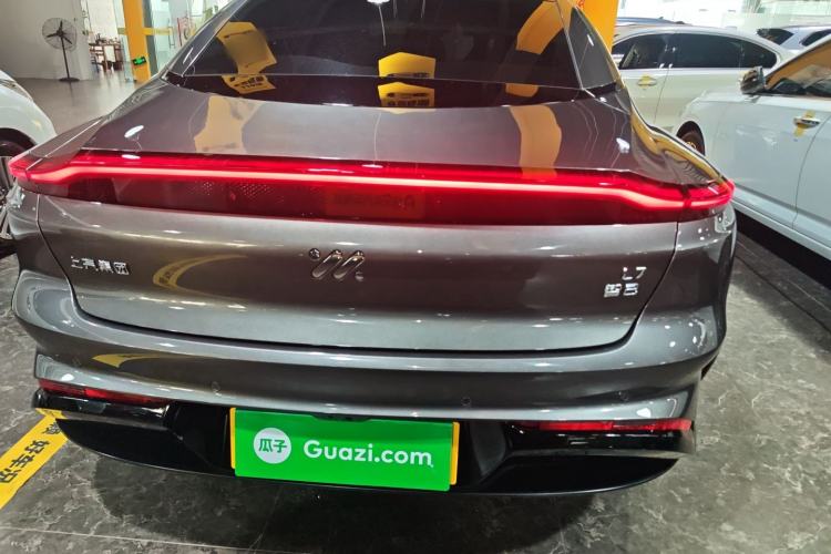 Used IM L7 2022 Dynamic Model