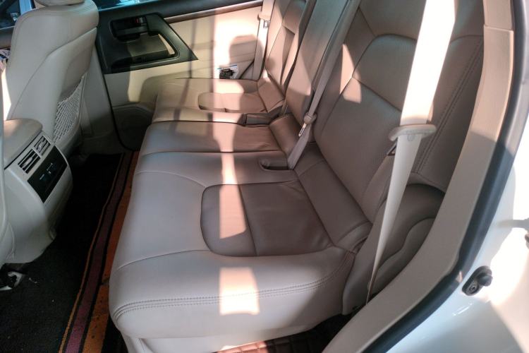 Used Toyota Land Cruiser 2019 4.0L GX-R 7 Seats Parallel Import