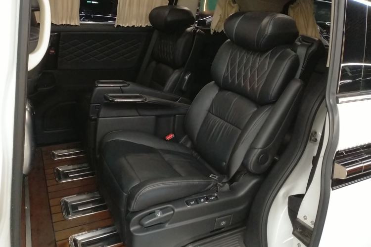 Used Honda Elysion 2019 2.0L Hybrid Luxury Edition