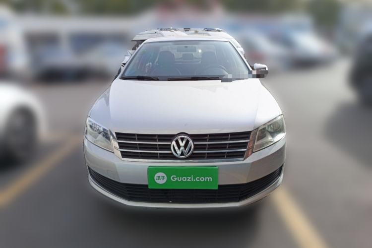 Used Volkswagen Lavida 2013 Revised Classic 1.6L Manual Fashion Edition