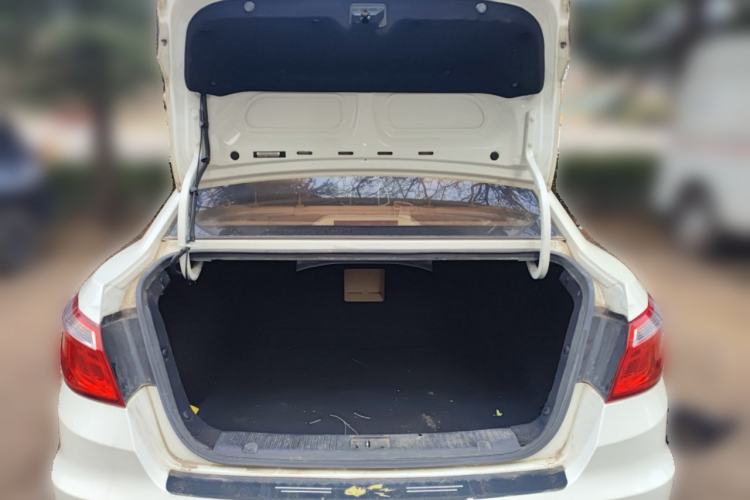 Used Changan Eado 2015 1.6L Manual Luxury Model China IV Standard
