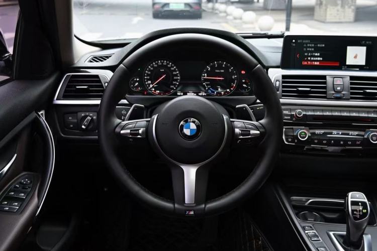 Used BMW 3 Series 2018 320Li Leading Model M Sport Package
