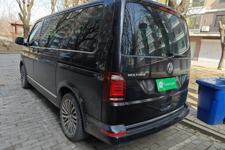 Used Volkswagen Multivan 2018 2.0 TSI Four-Wheel Drive Comfort Edition 7-Seater Rear Left 45 Deg