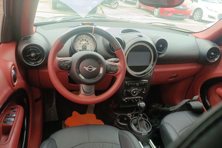 Used MINI Countryman 2014 1.6L COOPER Fun Center Console