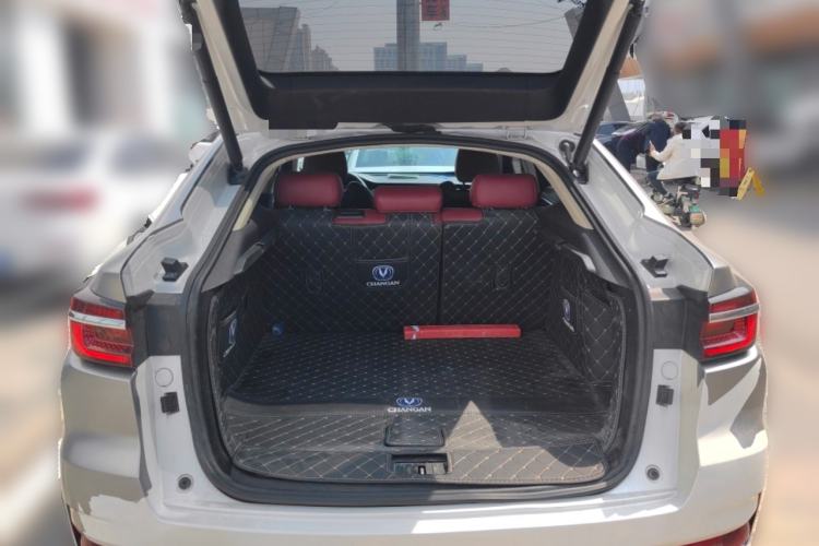 Used CHANGAN CS85 COUPE 2019 2.0T Automatic Luxury Edition China V Standard Trunk