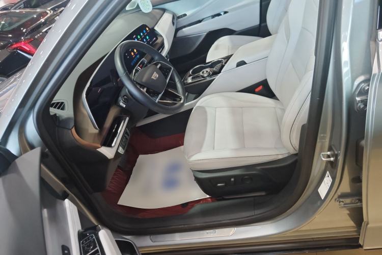 Used Cadillac GT4 2023 25T Prestige Version
