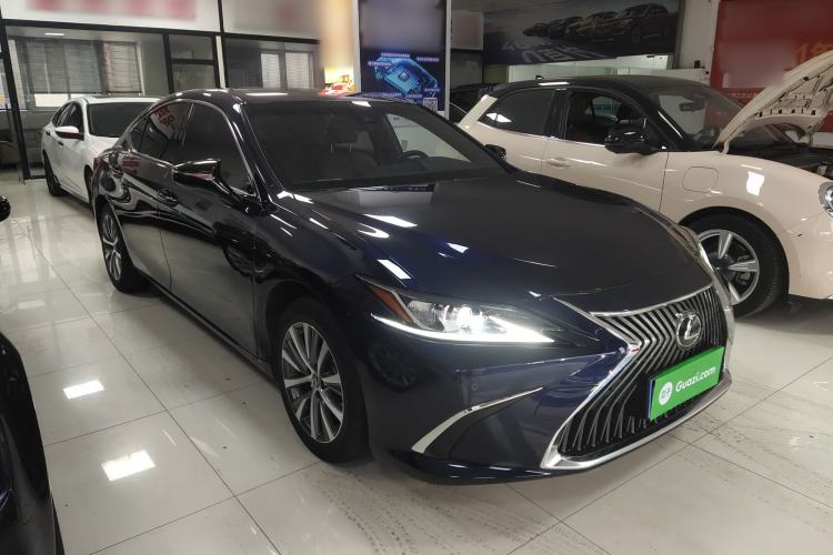Used Lexus ES 2020 200 Excellence Edition