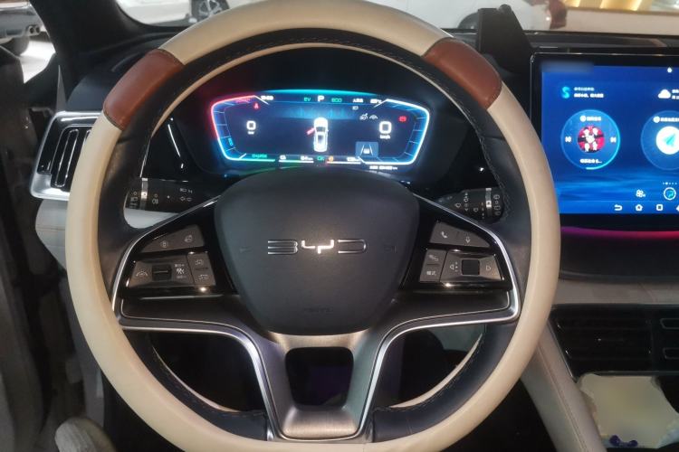 Used BYD Song PLUS New Energy 2023 Champion Edition DM-i 110KM Flagship PLUS Steering Wheel