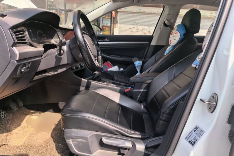 Used Volkswagen Bora 2021 1.5L Manual Fashion Smart Connect Edition
