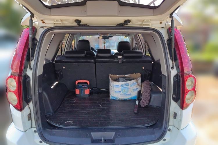 Used Haval H5 Classic 2012 ZhiZun Edition Green & Quiet 2.0T Manual Two-Wheel Drive Comfortable Model