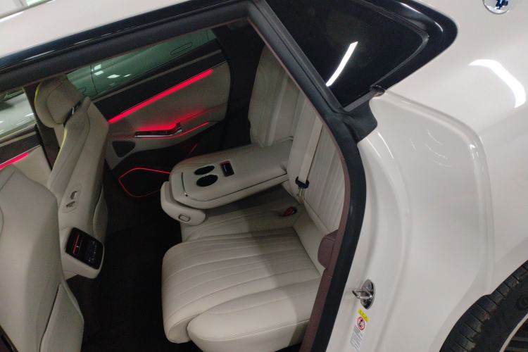 Used Denza Z9GT 2024 1100 Four-Wheel Drive Ultra Version Interior 4