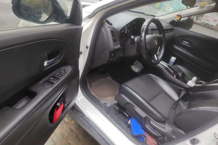 Used Honda Vezel 2020 220 TURBO CVT Luxury Edition
