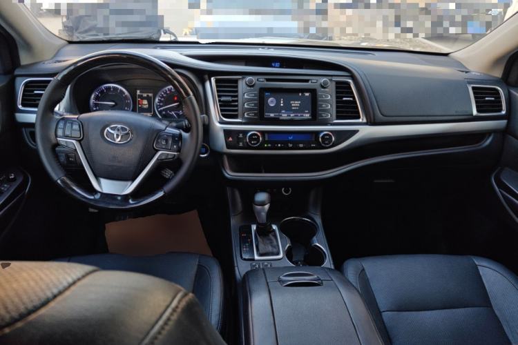 Used Toyota Highlander 2018 2.0T Four-Wheel Drive Luxury Edition 7 Seats China V Emission Standard
