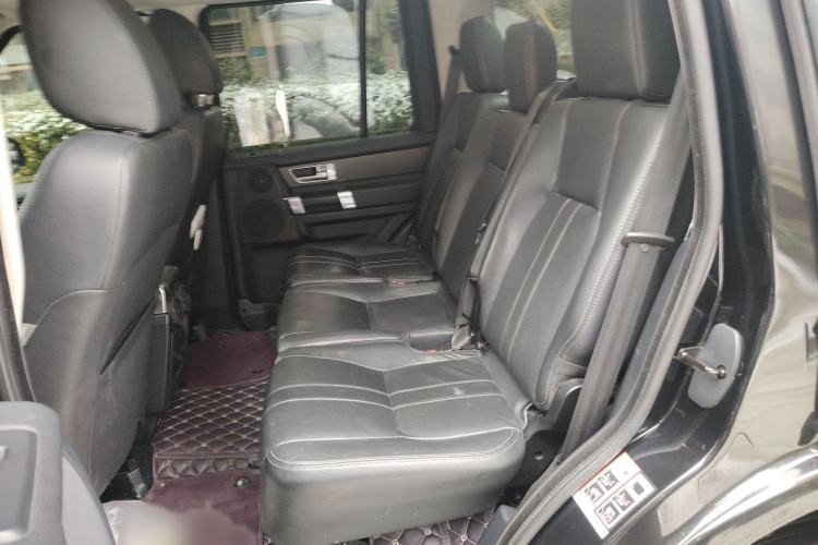 Used Land Rover Discovery 2016 3.0 SC Obsidian Black Heritage Edition SE
