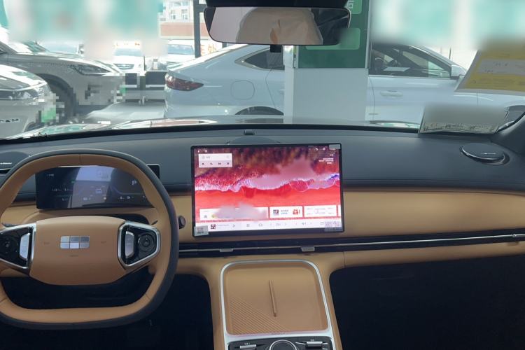 Used Geely Galaxy Galaxy Xingjian 7 EM-i 2025 120km Launch+ Version
