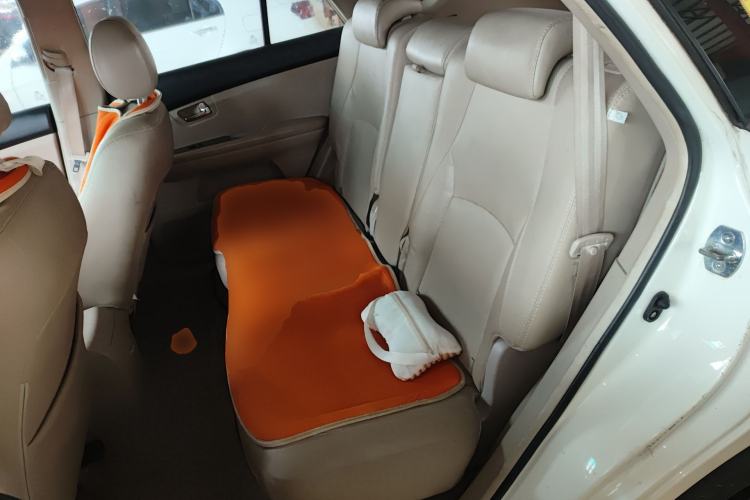 Used BYD S6 2014 2.0L Manual Luxury 5-Seater Left Rear Seat