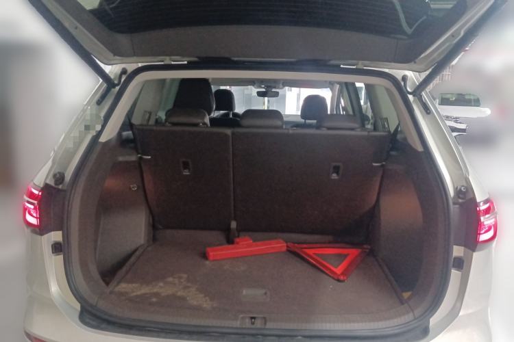 Used Volkswagen Viloran 2024 330TSI Luxury Edition