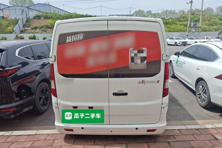 Used CHANGAN KAICHENG Ruixing EM80 2025 Passenger Version Comfort Edition 6-Seater 300 km Dual-Swing Doors Rear