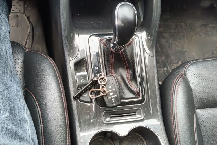 Used Changan CS75 2017 Shangkui Edition 1.5T Automatic Fengxiang Model