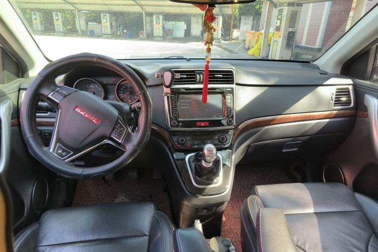Used Haval H6 2014 Upgraded Model 1.5T Manual Two-Wheel Drive Elite Version