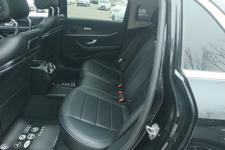 Used Mercedes-Benz E-Class 2016 E 300 L Sporty and Stylish Model
