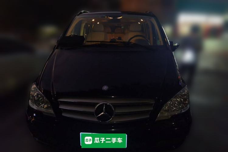 Used Mercedes-Benz Viano 2013 3.0L Hospitality Edition Front