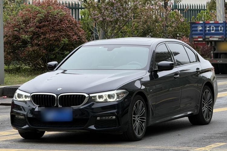 Used BMW 5 Series 2018 Facelifted 530Li xDrive M Sport Package