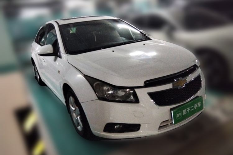 Used Chevrolet Cruze 2013 1.6L SE AT Front Right 45 Deg
