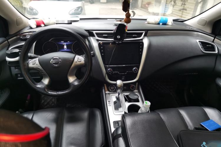 Used Nissan Murano 2019 2.5L XL Two-Wheel Drive Smart Connect Luxury Edition China VI Standard