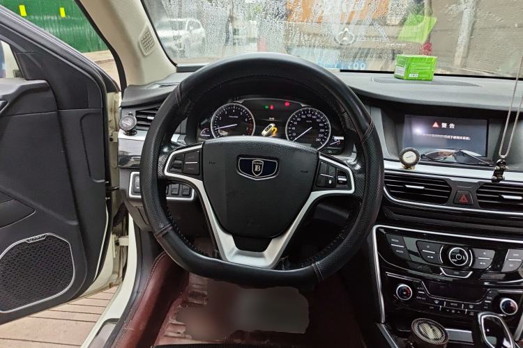 Used Geely Auto Emgrand GT 2015 1.8T Premium Model
