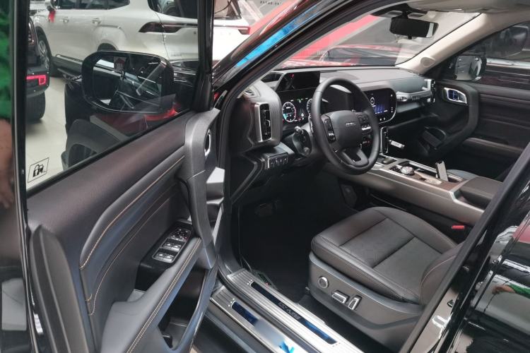 Used Haval DARGO 2024 1.5T DCT Border Collie Edition Driver Seat