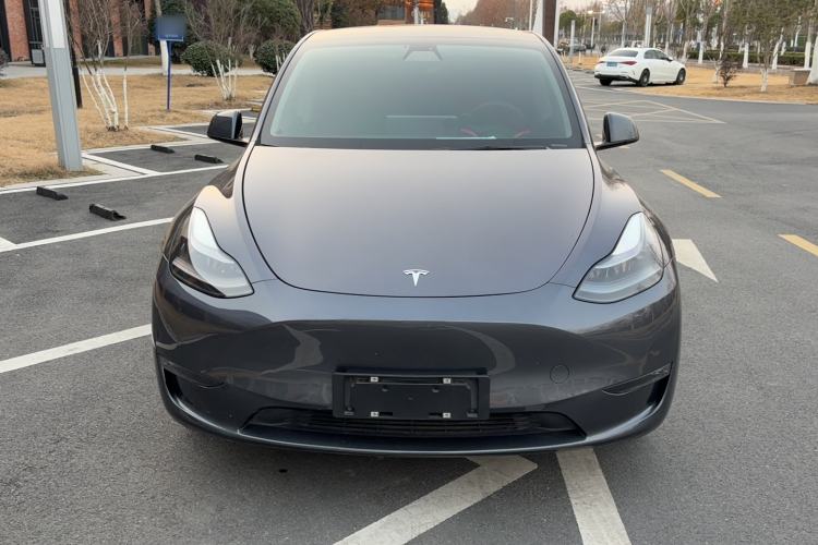 Used Tesla Model Y 2021 Long-Range All-Wheel-Drive Version