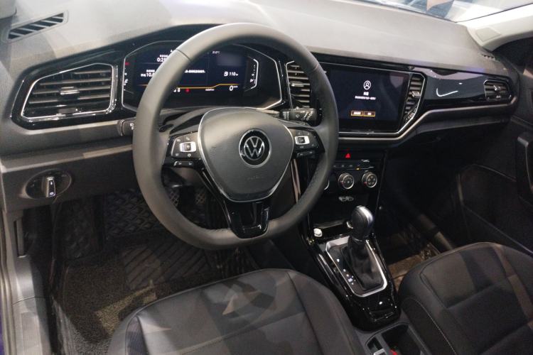 Used Volkswagen T-ROC 2021 280TSI DSG Two-Wheel Drive Comfort Connect Edition
