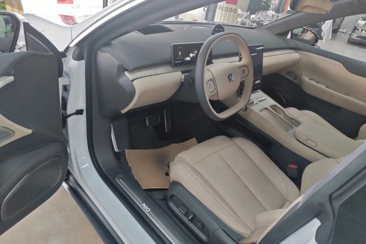 Used Nio ET7 2024 75 kWh Executive Edition
